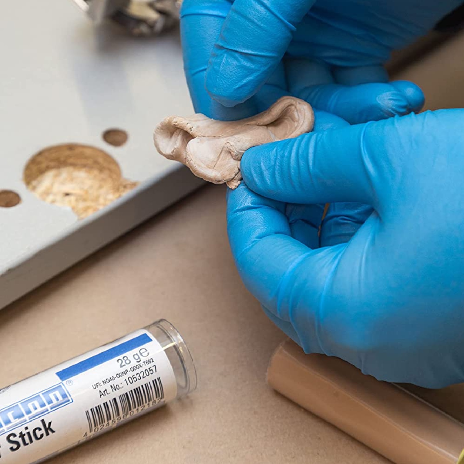 Repair Reparatur Stick Knete Epoxidharz Holz beige restelastisch beige - 56 gr