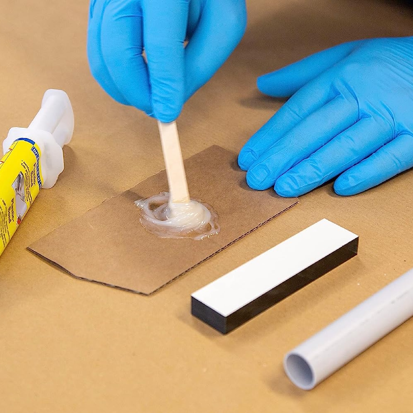 Plastic Bond 24ml Kunststoff Kleber Reparatur SET - cremeweiß